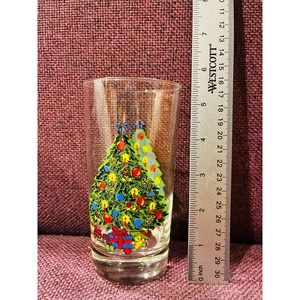 Vintage Action Holiday Drinking Glasses "Christmas Treasures"